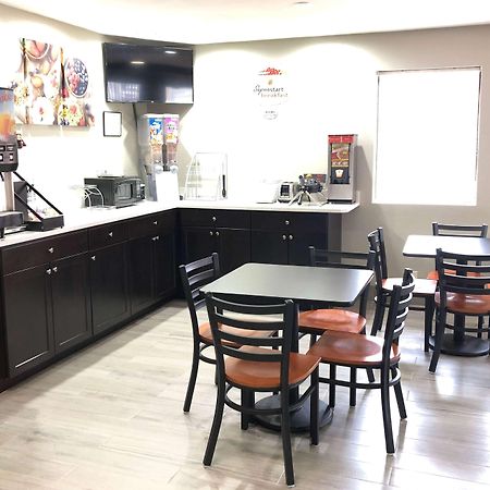 Super 8 By Wyndham Natchitoches Motel Luaran gambar